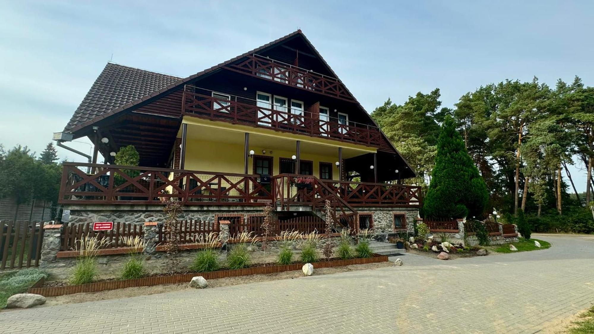 Powidz Lakeside Hotel & Restaurant Esterno foto